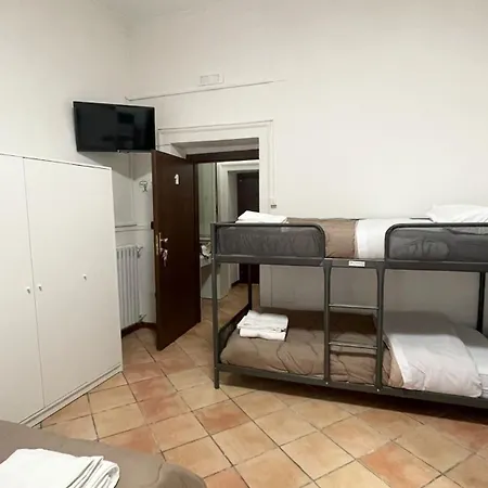 House Caracciolo By Loveinthetravel Alojamento de Acomodação e Pequeno-almoço *