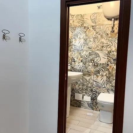 Bed and Breakfast House Caracciolo By Loveinthetravel Νάπολη