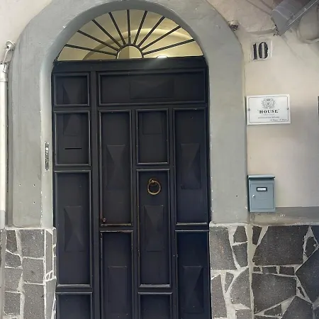 House Caracciolo By Loveinthetravel 4*