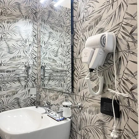 House Caracciolo By Loveinthetravel 4* Νάπολη